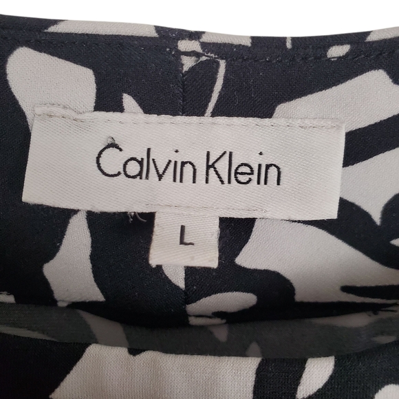Calvin Klein Graphic Black and White Tank Blouse. LG - Picture 2 of 5